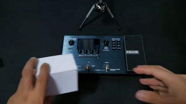 UNBOXING NUX MG-30 (ASMR) смотреть онлайн