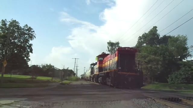 Kansas City Southern Train 97 Ford Taurus GL Wagon смотреть онлайн