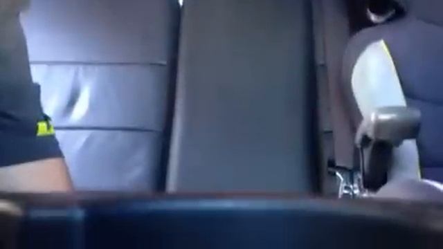 Folding the back seats in a 2008-2012 ford escape смотреть онлайн