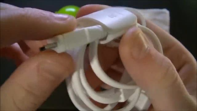 iHome RI-26 Rechargeable Robot Speaker Unboxing смотреть онлайн