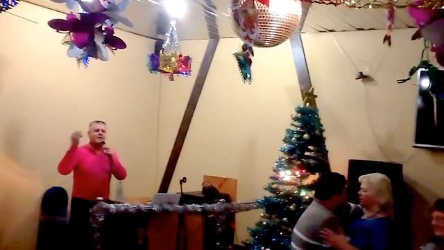 "Корабли". Поет Илья Шеремет смотреть онлайн