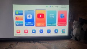 BYINTEK P70 (не покупайте это, если не собираетесь пользоваться штативом)