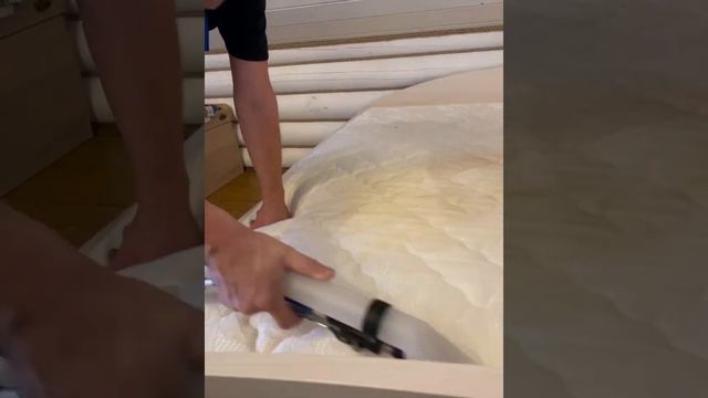 В процессе чистки матраса смотреть онлайн