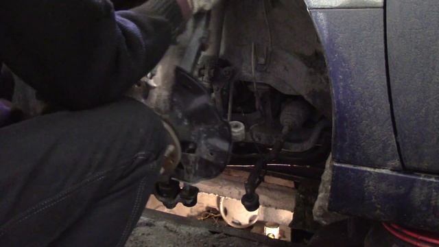 Mazda 6 Замена подшипника ступицы! смотреть онлайн