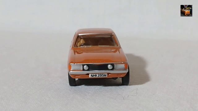 Ford Consul Oxford Diecast 76FC001 смотреть онлайн