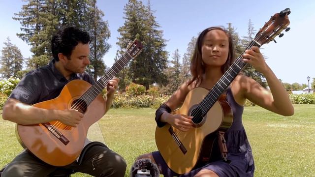 Alfonsina y El Mar - Classical Guitar Duet смотреть онлайн