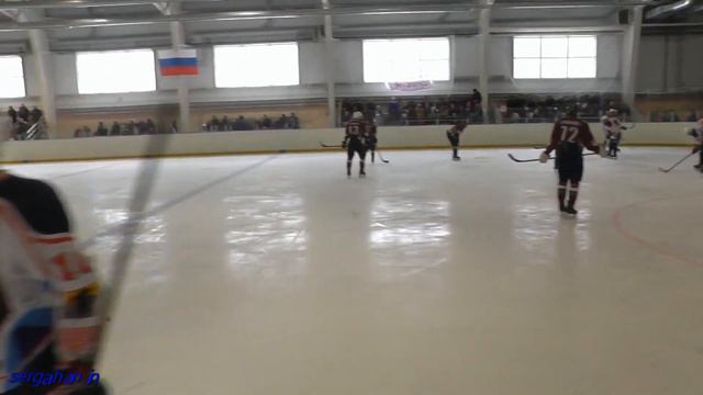 ХОККЕЙ))ИГРА ПЕРВОМАЙСК Темп СЕРГАЧ Лидер.1-й период.Фок Юбилейный в Первомайске смотреть онлайн
