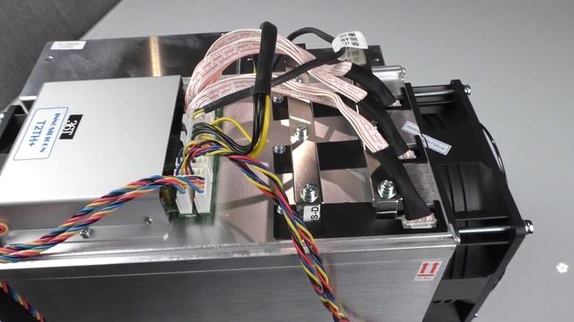 Обзор Innosilicon T2tH+  36 Th  -  замаскирован под новое поколение