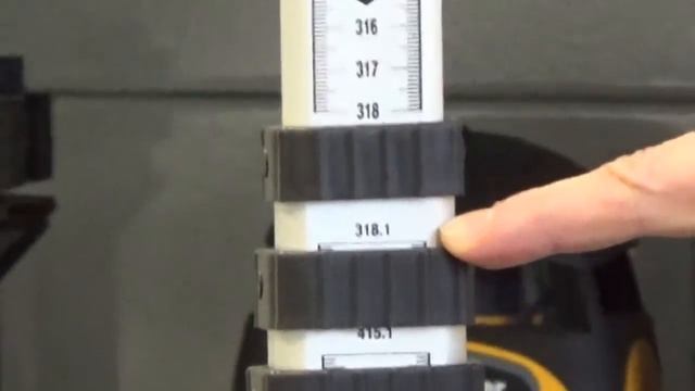Рейка Bosch GR 500 и CST/berger 805M смотреть онлайн