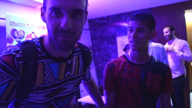 80 Pasos HAMBURG Germany - Episode 01 with Kiko & Christina смотреть онлайн