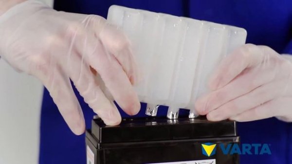 Varta Powersports akumulatory AGM pierwsze uruchomienie