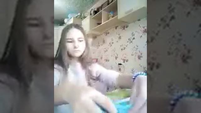 Вишенки это первое моё видео с лицом но у меня спит племянник поэтому не могу говорить) смотреть онлайн