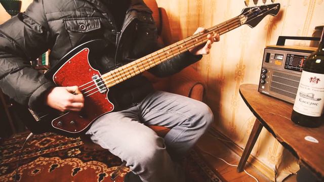 Tonika Sverdlovsk USSR Rare Vintage Bass Guitar Soviet Russian смотреть онлайн
