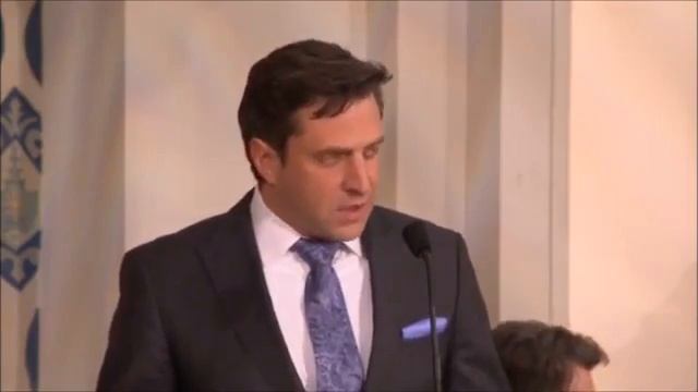 Raul Esparza Oh Holy Night. смотреть онлайн