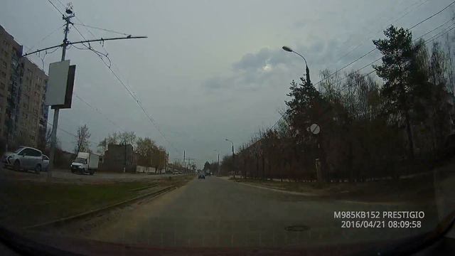 Перекрёсток проспекта Ленина и проспекта Ленинского Комсомола смотреть онлайн