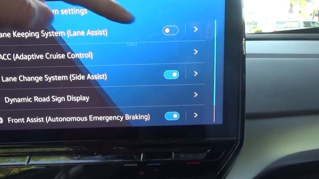 Volkswagen ID4 Wants Me Dead смотреть онлайн