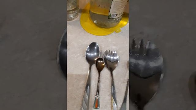 мифические ложки и вилки 🤔🤨😱 смотреть онлайн
