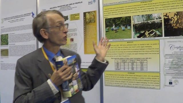APIMONDIA 2013 in Kiev, Ukraine: Root's Encyclopedia of Beekeeping, near Langstroth Hall and смотреть онлайн