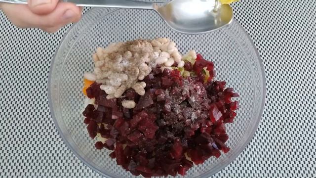 Как приготовить винегрет с фасолью. Классический рецепт винегрета с огурцами смотреть онлайн