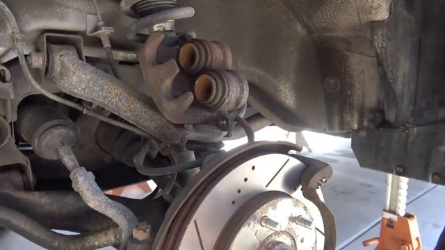 Brake service Part 2 on the 2004 Mitsubishi Montero смотреть онлайн