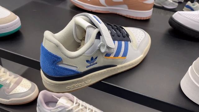 Adidas Forum Low (Cloud White/Supplier Colour/Legend Ink) - Style Code: HQ6613 смотреть онлайн