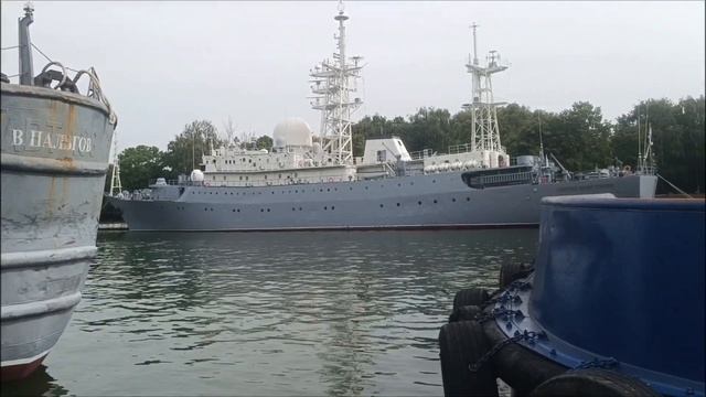 База военных кораблей в Балтийске. смотреть онлайн