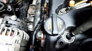 камминз 2.8 герметизируем крышку клапанов.