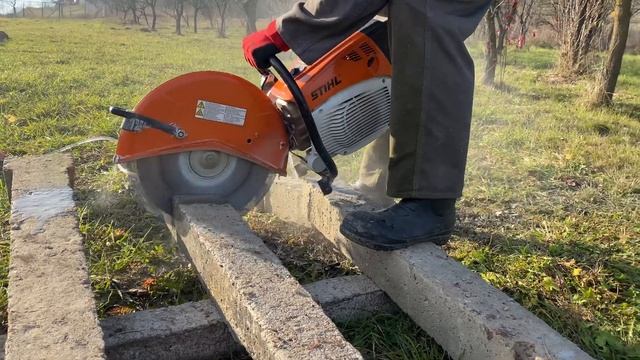Stihl Ts 800 the biggest concrete saw cutting concrete pillars. смотреть онлайн