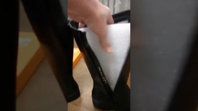 видео для АВИТО. Новые зимние женские сапоги р. 39. натуральная кожа, мех смотреть онлайн