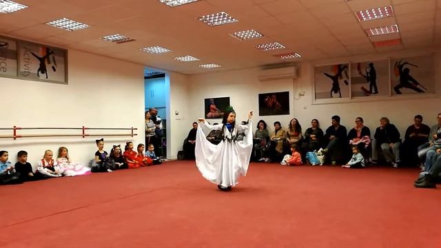 Танец павлина смотреть онлайн