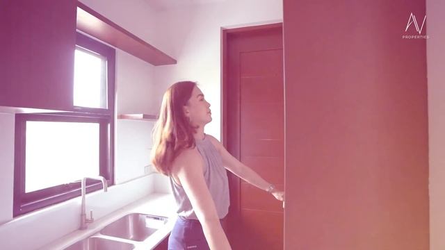 House Tour 86 • Touring this Brand New French-inspired Home inside the Breezy South Forbes Cavite смотреть онлайн