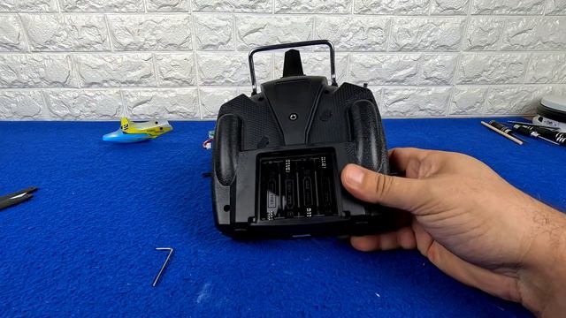 3D Mini Rc Helicopter For Beginners Eachine E120S 6 Axis Gyroscope 6CH Brushless Unboxing Part 1 смотреть онлайн