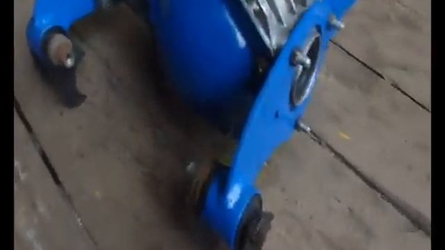 Отвязка редуктора, не все так гладко. приспособа сбить подшипник с ШРУСа. Нива 21312(крокодил) 14# смотреть онлайн