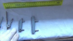 Ремонт двери на балконе. Сломалась петля. Некачественная фурнитура от застройщика.