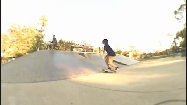 Bong Gause & Kai Gause @ Emerson skatepark смотреть онлайн