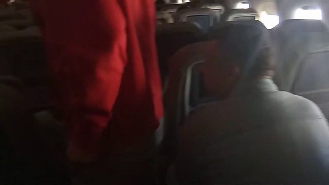 на самолёта boeing 777 200 авиакомпании red wings airlines на рейсе из Москвы в Хургаду WZ5087 смотреть онлайн