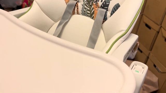 Стульчик для кормления Peg Perego Siesta Follow Me Jaguars смотреть онлайн