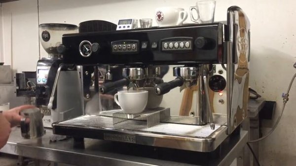 Expobar Traditional Espresso machine demonstration