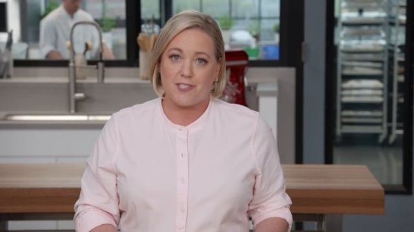 How to Make the Best Chocolate Chip Cookie Ice Cream Sandwiches