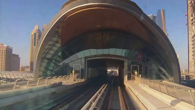 Поездка в метро Дубая.Часть 1 смотреть онлайн