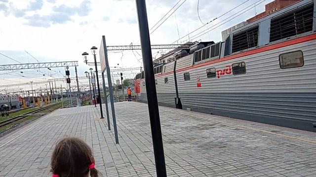 Гулаем по платформе станции Ярославль Главный #вокзалы #ярославль #напоезде #путешествие #россия смотреть онлайн