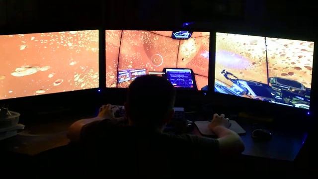 Triple monitor X-Rebirth на 3-х мониторах смотреть онлайн