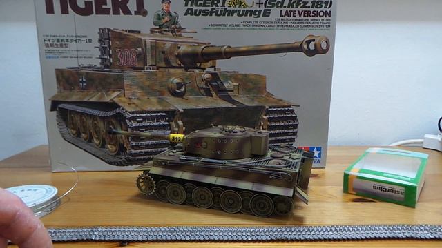 Сборка модели танка TIGER 1 Late Version "Tamiya". Этап 16. Наборные металлические траки смотреть онлайн