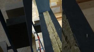 Утепление пространства между двумя горизонтальными ригелями в фахверковом  доме