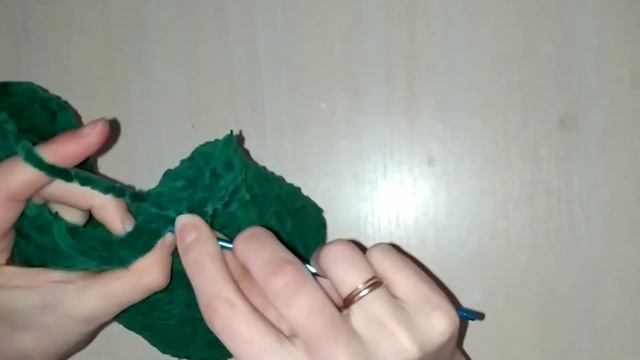 Самая простая схема шапочки с ушками. Теплая шапка крючком. Шапочка с ушками для ребёнка за полчаса смотреть онлайн