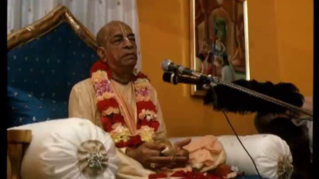 Do Not Apply Your Poor Logic in The Matters Which is Inconceivable By You - Prabhupada 0455 смотреть онлайн