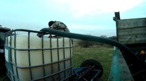 Подкормка озимой пшеницы жидким удобрением КАС 32.