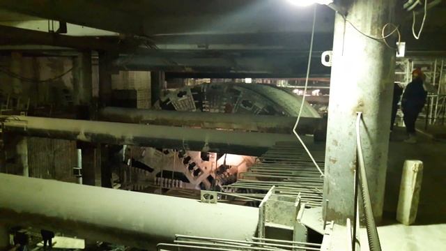 Строительство станции метро Новокрестовская возле Зенит Арена смотреть онлайн