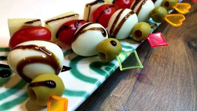 ЗАКУСКИ / СБОРНИК ЗАКУСОК / ЛУЧШИЕ ЗАКУСКИ НА ПРАЗДНИЧНЫЙ СТОЛ смотреть онлайн