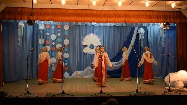 "Хоровод" исполняет танцевальный коллектив "Фантазия" смотреть онлайн